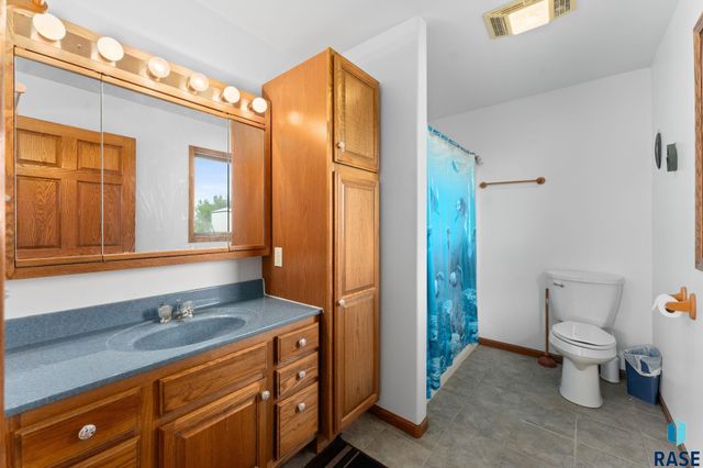 39240 210th St Street, Huron, SD 57350