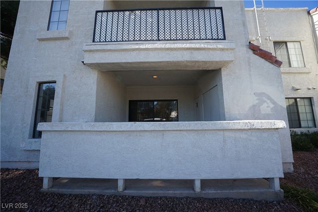 4896 Nara Vista Way 104, Las Vegas, NV 89103