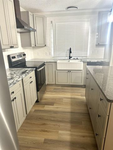 11930 Greenglen Drive, Houston, TX 77044