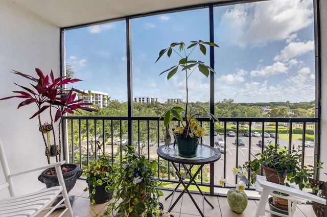 7786 Lakeside Boulevard 653, Boca Raton, FL 33434