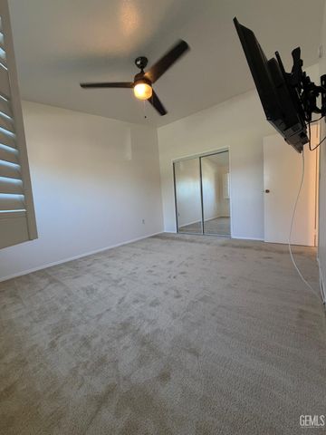 5616 Sundale Avenue, Bakersfield, CA 93309