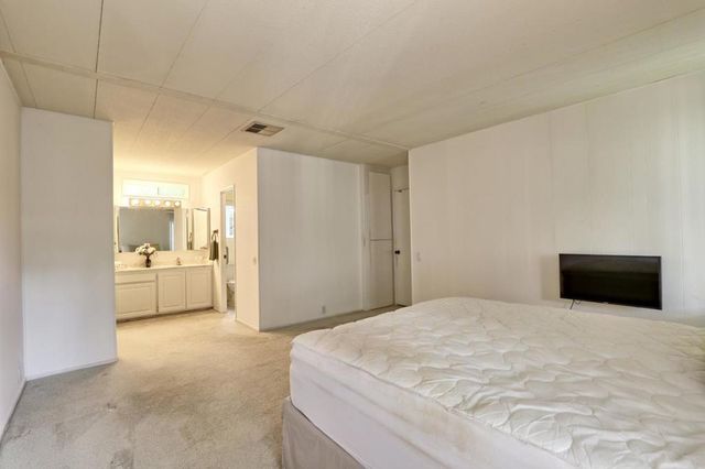 56 Creekside Drive, Morgan Hill, CA 95037