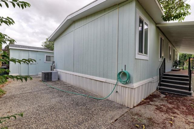 56 Creekside Drive, Morgan Hill, CA 95037