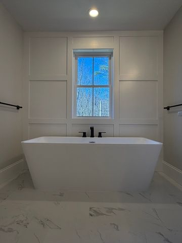 230A Gulf St, Shrewsbury, MA 01545