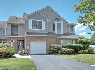 26 Depaolo Ct, Roseland Boro, NJ 07068