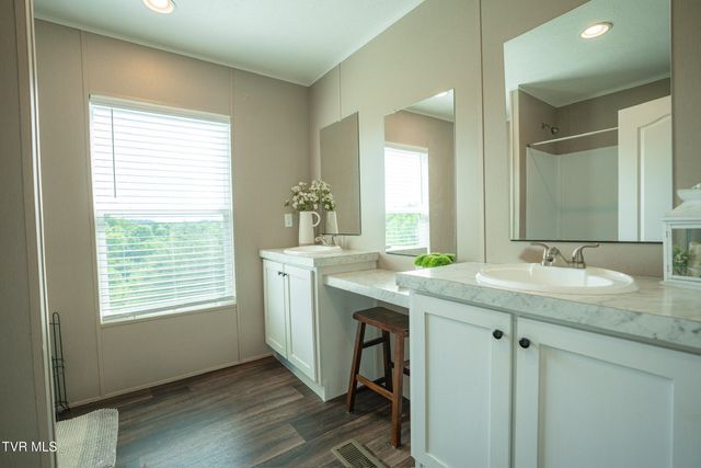 290 Smith Hollow Road, Greeneville, TN 37743