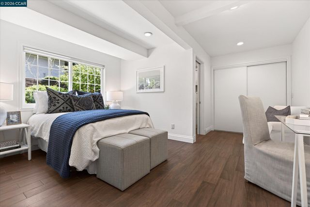 21 Camino Del Diablo, Orinda, CA 94563
