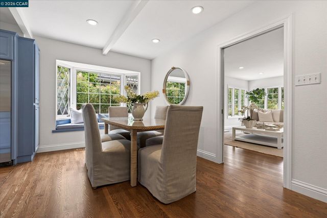 21 Camino Del Diablo, Orinda, CA 94563