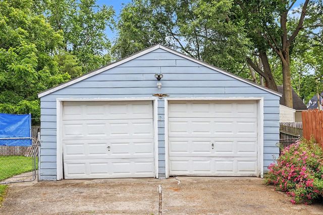 1231 Bronx Avenue, Kalamazoo, MI 49048