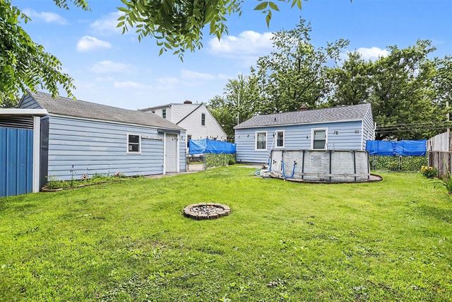 1231 Bronx Avenue, Kalamazoo, MI 49048