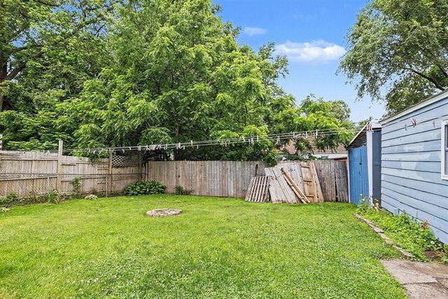 1231 Bronx Avenue, Kalamazoo, MI 49048