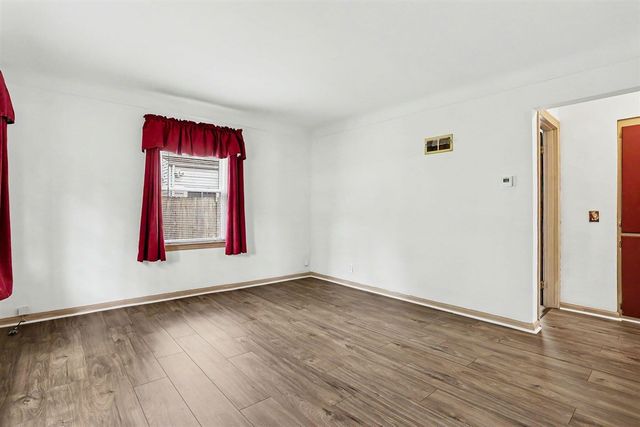 1231 Bronx Avenue, Kalamazoo, MI 49048
