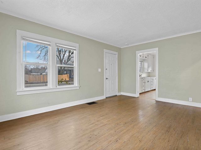 2711 N Ash St, Spokane, WA 99205