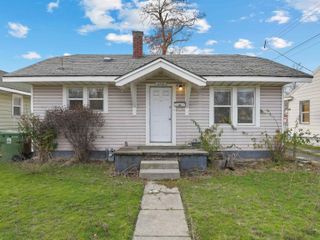 2711 N Ash St, Spokane, WA 99205