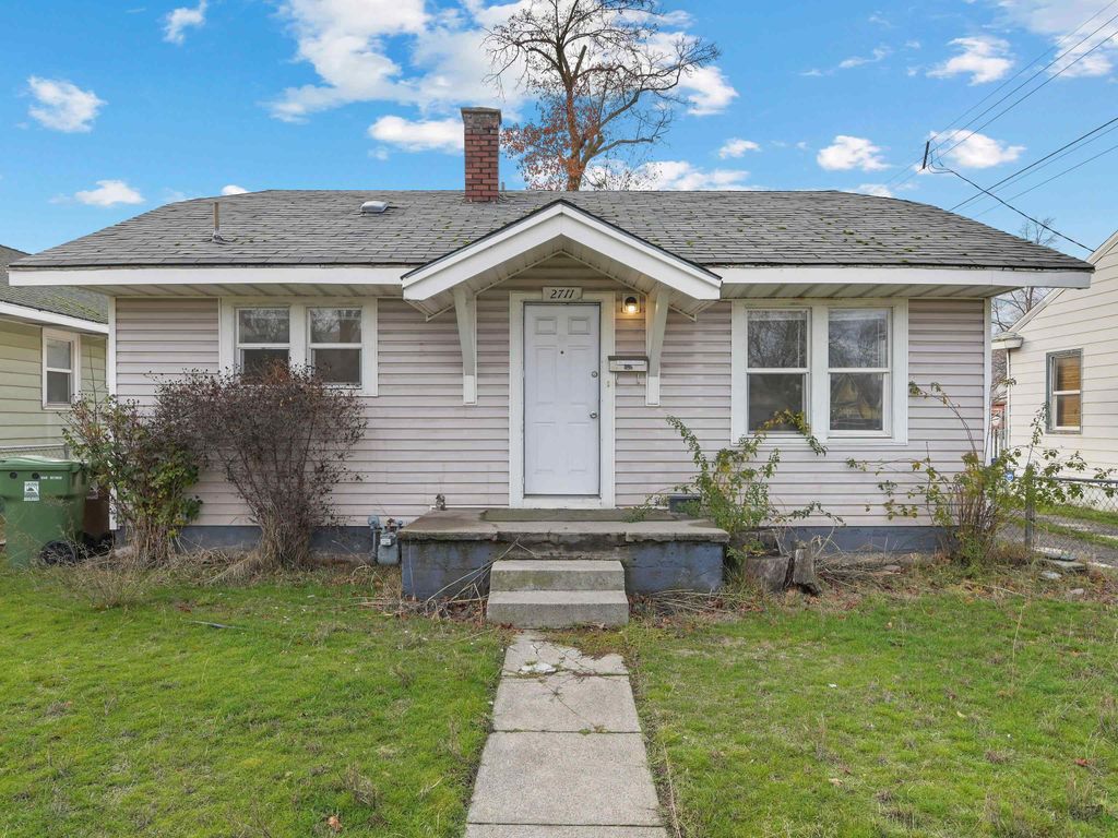 2711 N Ash St, Spokane, WA 99205