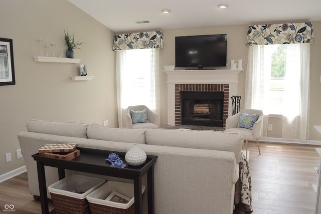 1727 Brookview Drive, Brownsburg, IN 46112