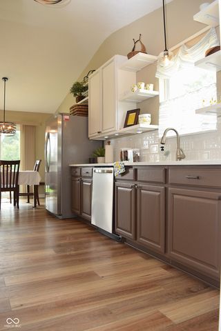 1727 Brookview Drive, Brownsburg, IN 46112