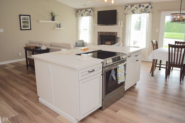 1727 Brookview Drive, Brownsburg, IN 46112