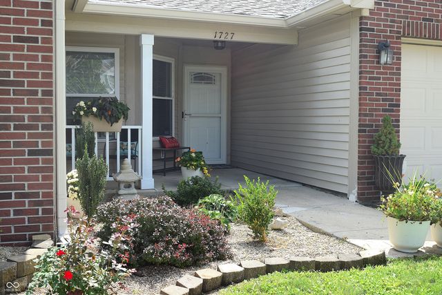 1727 Brookview Drive, Brownsburg, IN 46112