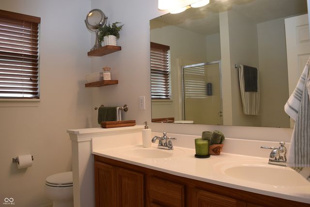 1727 Brookview Drive, Brownsburg, IN 46112