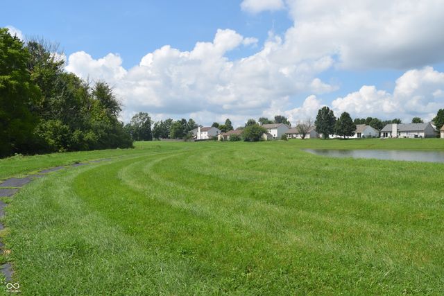 1727 Brookview Drive, Brownsburg, IN 46112