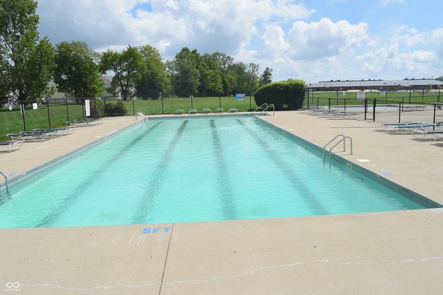 1727 Brookview Drive, Brownsburg, IN 46112