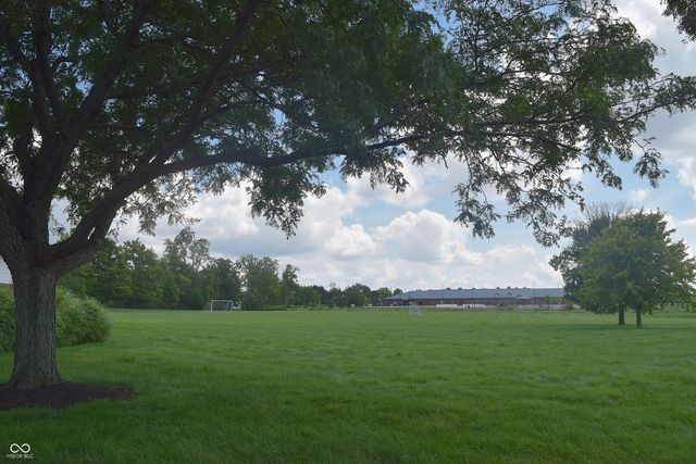 1727 Brookview Drive, Brownsburg, IN 46112