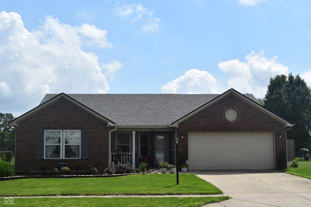 1727 Brookview Drive, Brownsburg, IN 46112