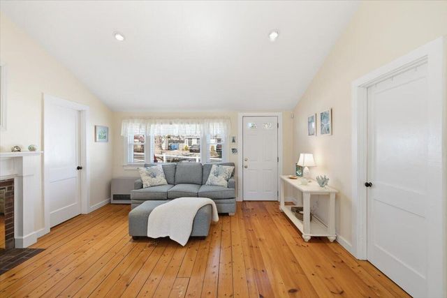 51 SUNSET Lane, West Dennis, MA 02670