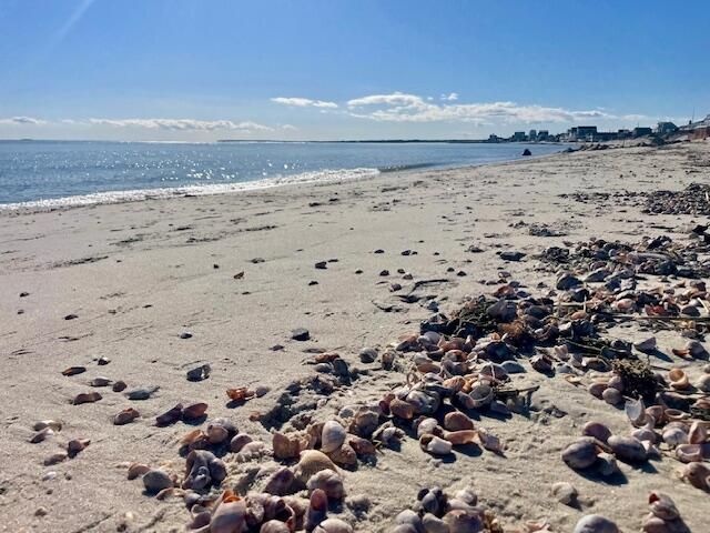 51 SUNSET Lane, West Dennis, MA 02670