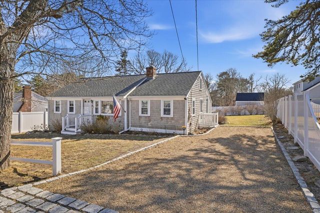 51 SUNSET Lane, West Dennis, MA 02670
