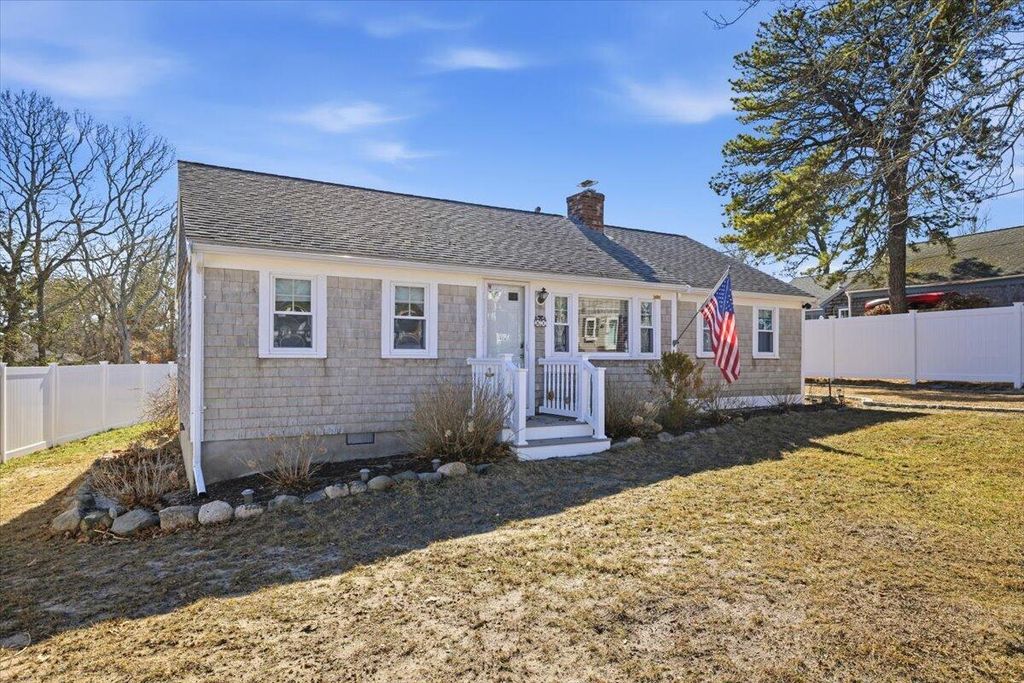 51 SUNSET Lane, West Dennis, MA 02670
