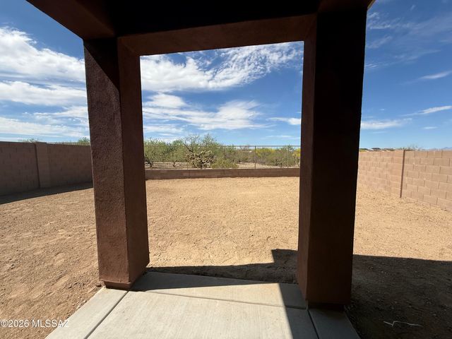 782 W Calle Manolete, Sahuarita, AZ 85629