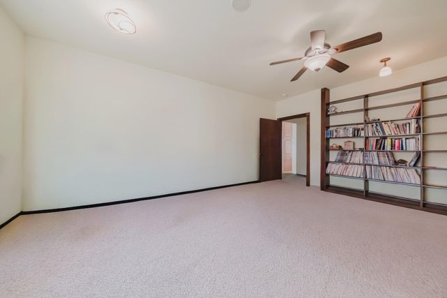 25451 Alfalfa Market Road NE, Bend, OR 97701