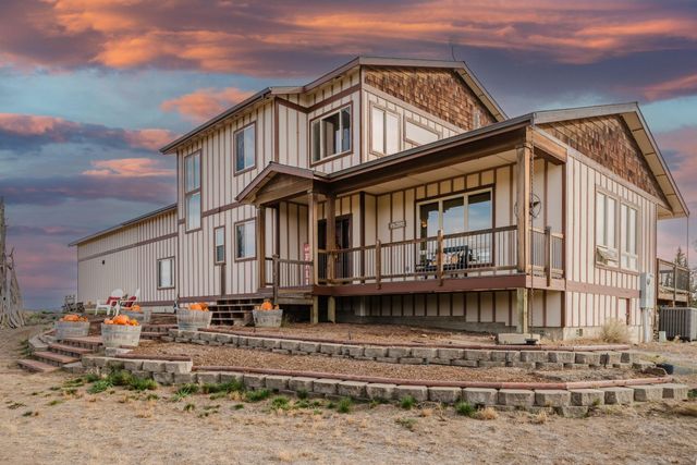 25451 Alfalfa Market Road NE, Bend, OR 97701