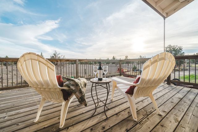 25451 Alfalfa Market Road NE, Bend, OR 97701