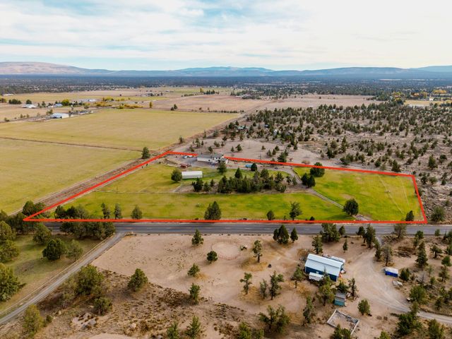 25451 Alfalfa Market Road NE, Bend, OR 97701