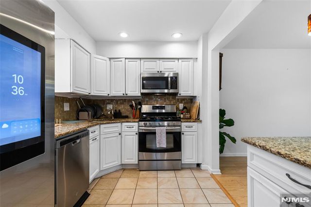 480 Livingston Avenue, Livingston, NJ 07039