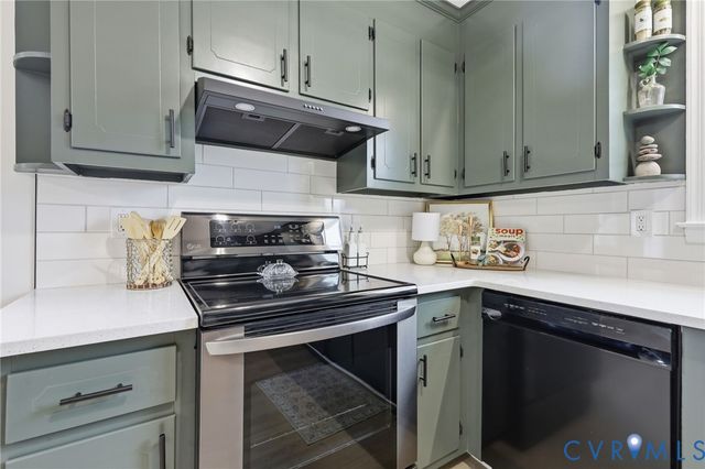 214 Lyons Ave, Colonial Heights, VA 23834