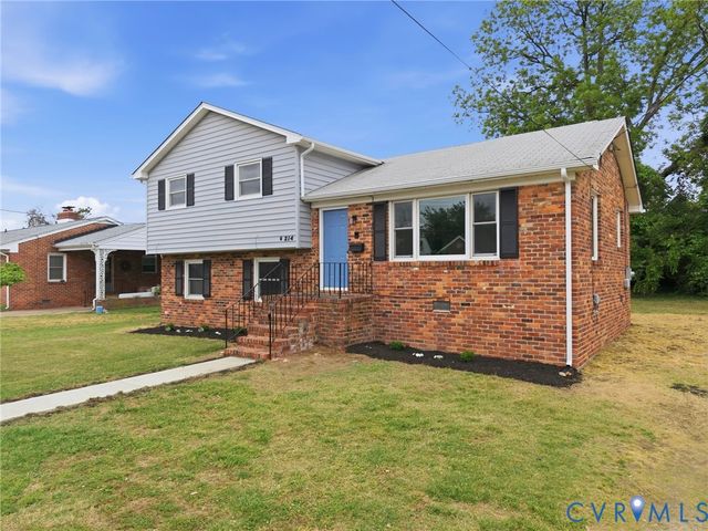214 Lyons Ave, Colonial Heights, VA 23834
