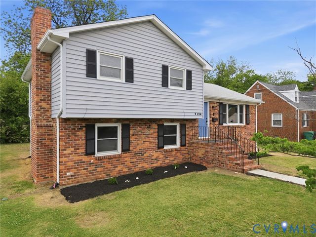 214 Lyons Ave, Colonial Heights, VA 23834