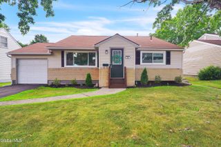 34 Perry Avenue, Colonie, NY 12110
