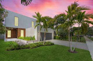 1000 SE 11th Ct, Fort Lauderdale, FL 33316