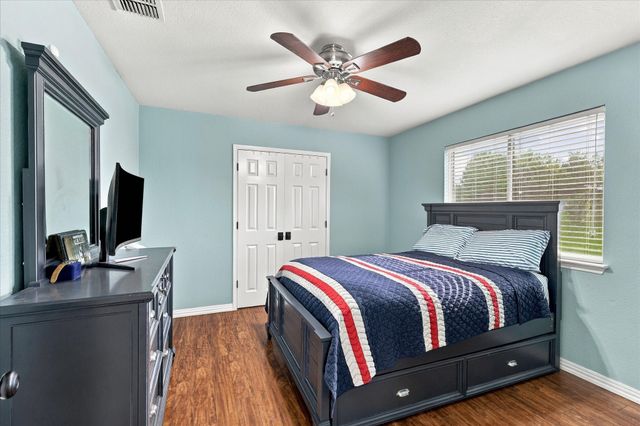 200 Ellicott Drive, Roanoke, TX 76262