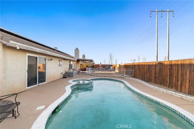 12403 San Dimas, Victorville, CA 92392