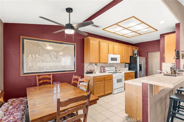 12403 San Dimas, Victorville, CA 92392