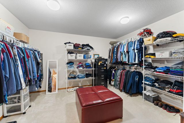 1413 27th Street NW, Austin, MN 55912