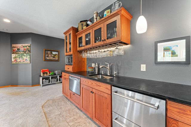 1413 27th Street NW, Austin, MN 55912