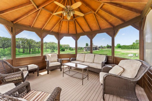 1413 27th Street NW, Austin, MN 55912