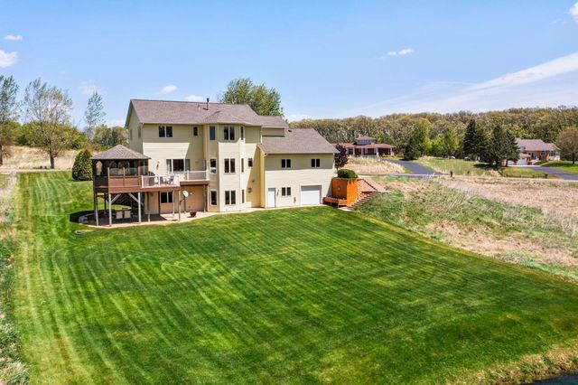 1413 27th Street NW, Austin, MN 55912